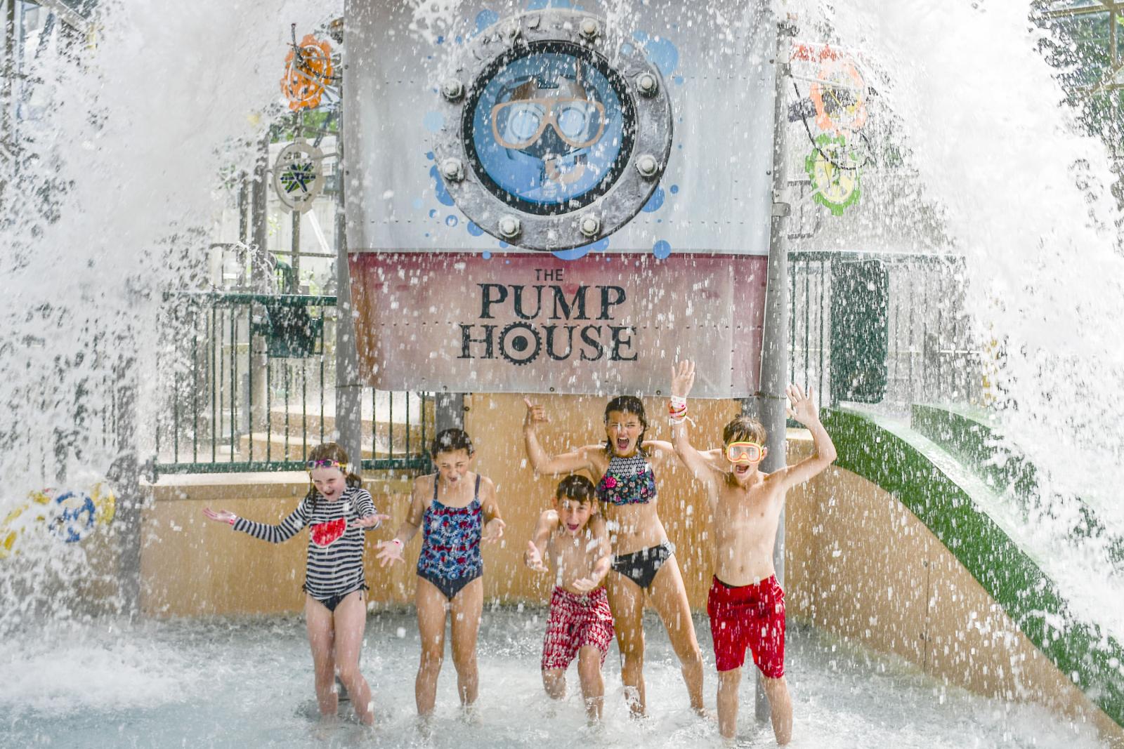 Waterpark Kids Mill Pond Bucket Splash